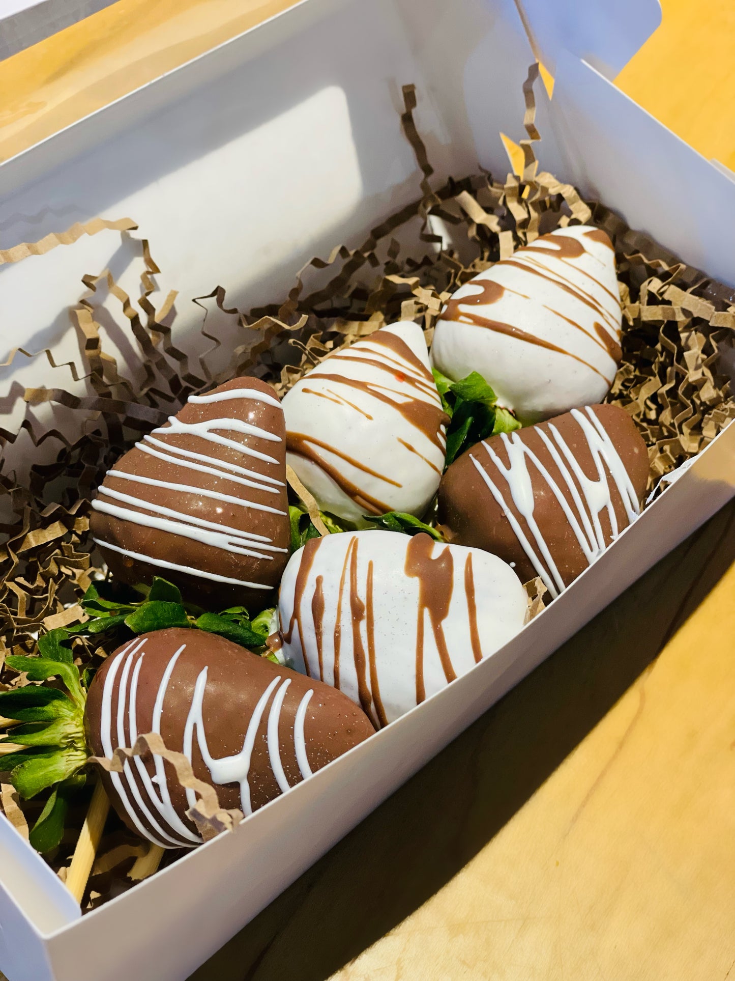 Mix Chocolate dip Strawberry’s