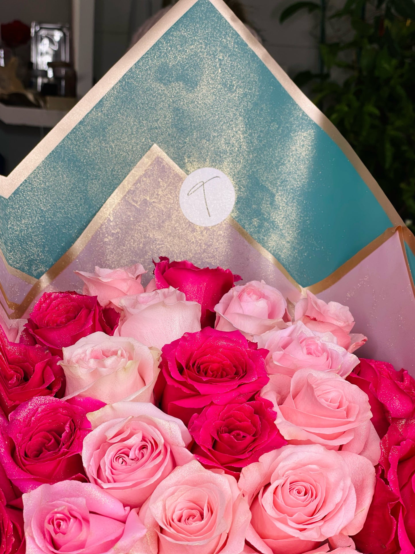 fuchsia roses bouquet