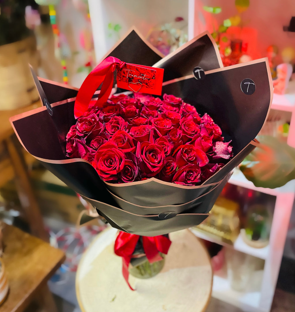 Ebony Passion Bouquet