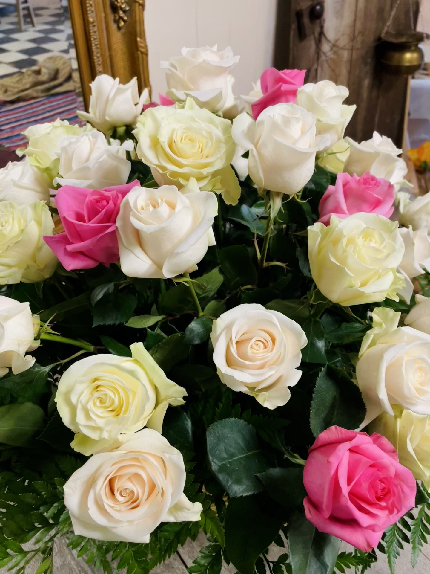 Rose Garden Paradise, Floral Basket